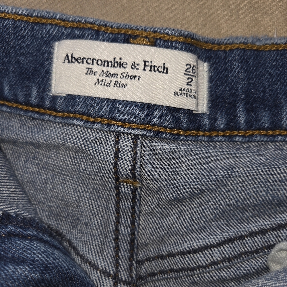 Abercrombie & Fitch Mid Rise Denim Shorts-distressed size 2 - Picture 2 of 9
